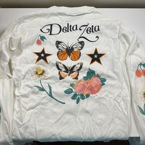 Size small Delta Zeta sorority long sleeve tee